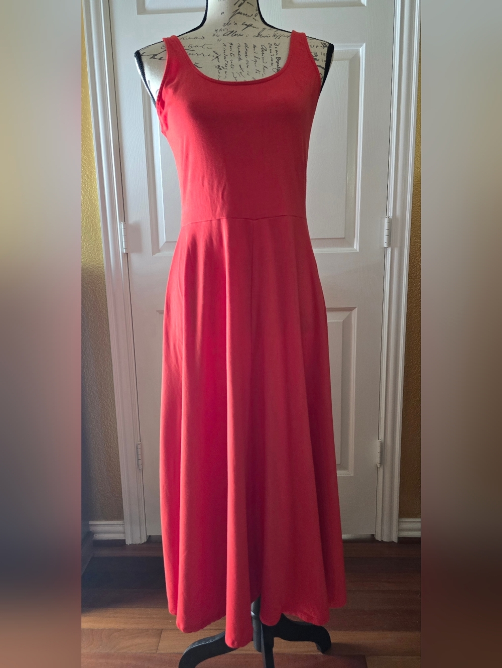 Coral Scoop-Neck Maxi Dress Size S